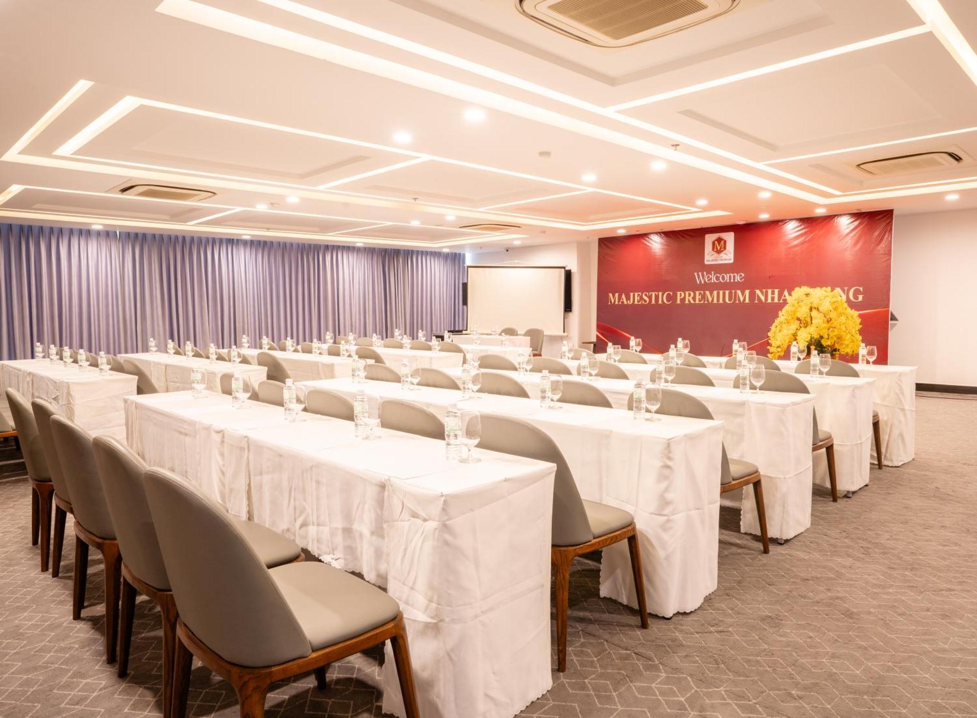 Majestic Premium Hotel Nha Trang Kültér fotó
